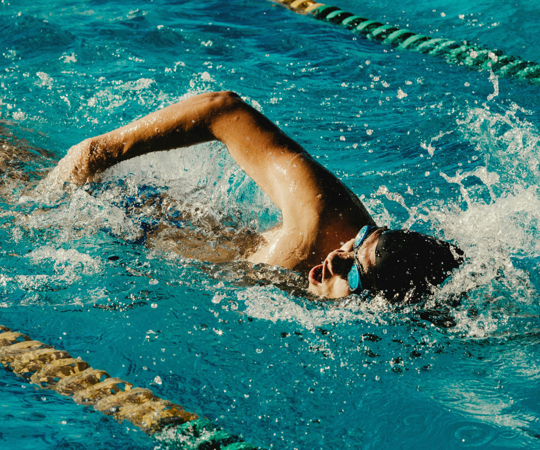 swimming.jpg__PID:ec240931-084c-42c8-9b32-c11b2791e513